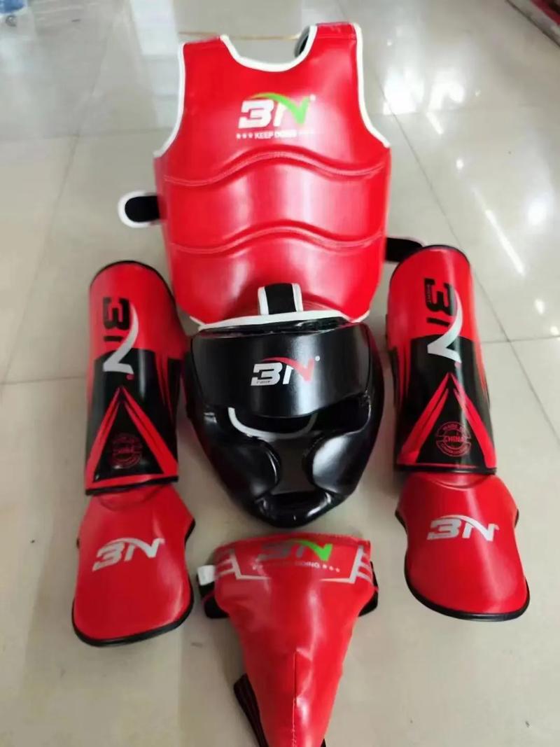 男散打装备哪家强?这些品牌值得你拥有