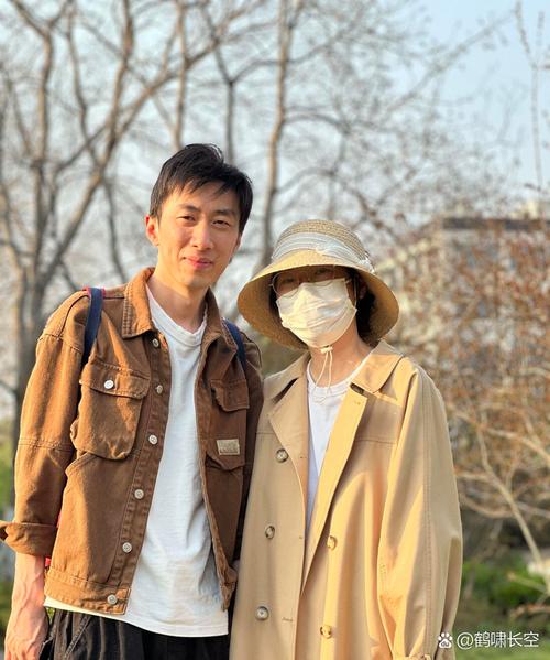 成吨叔最新动态在哪里看？推荐这几个官方账号别错过！