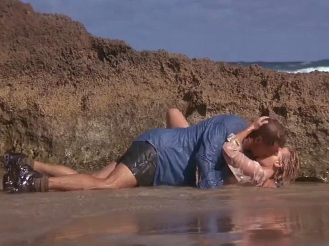 《荒岛恋情》官网深度分析：引领绅士游戏的新潮流