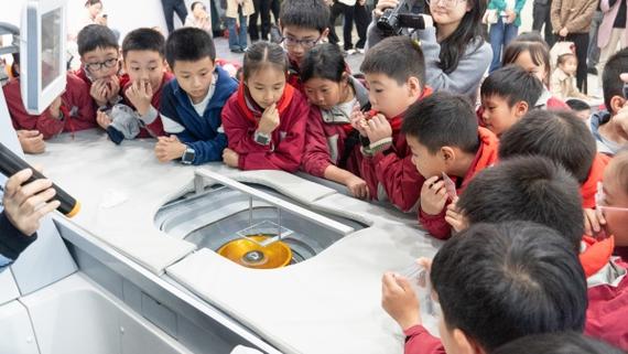 探究“需要帮助的朋友”的最新版本：深度分析与实用建议