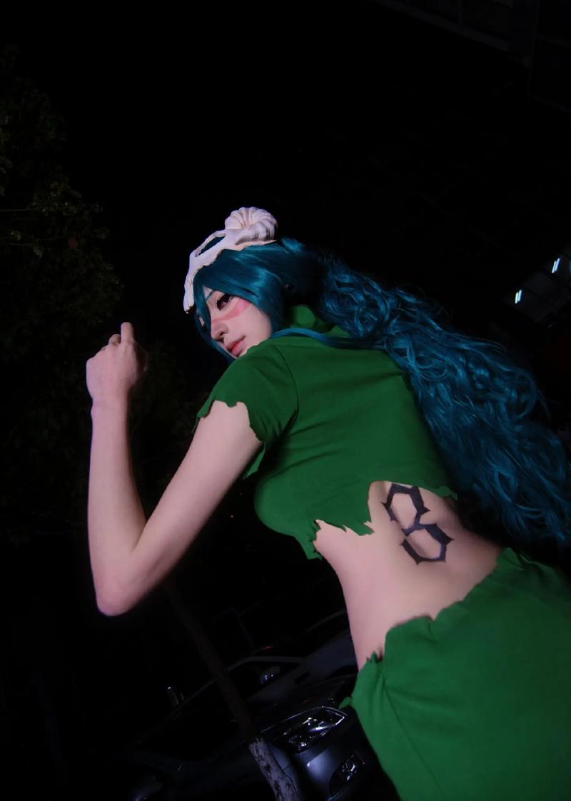 辣妹COS疯狂更新地址：探索新趋势与背后的潜力