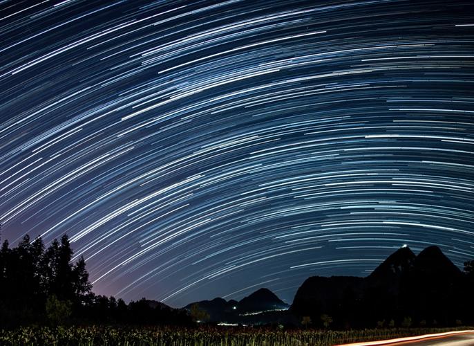 星轨如何下载：专业分析与实用指南