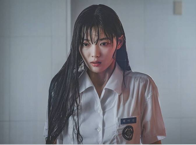 杀了她更新地址：深度分析与解读