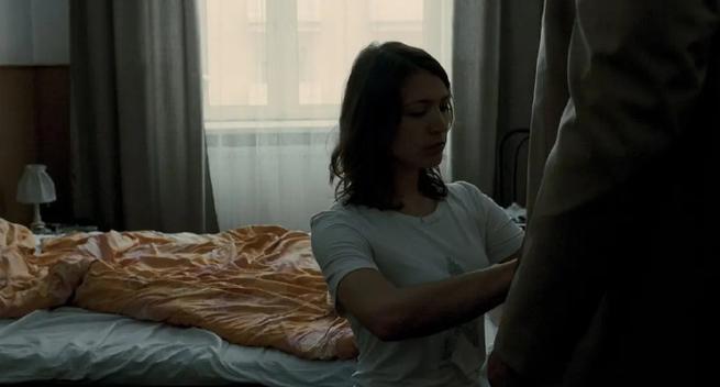 深入分析《伊南娜复仇》的下载趋势与市场影响