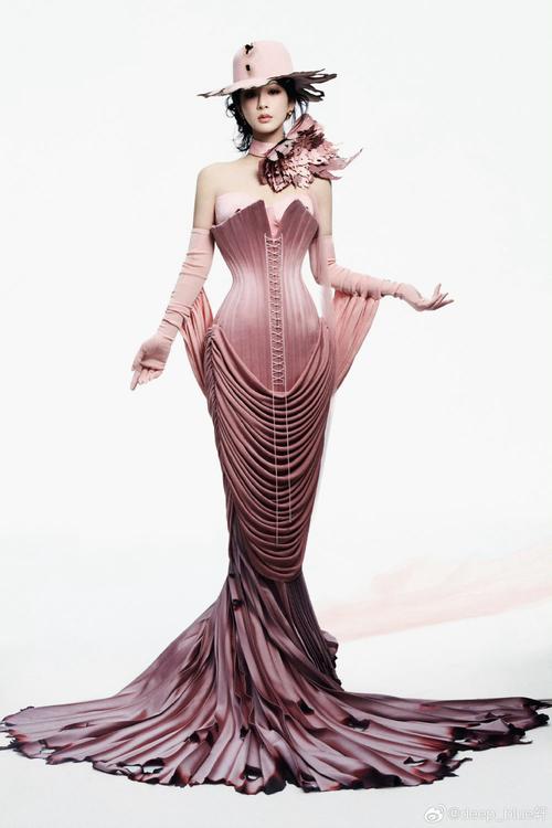 冠军II女郎帝国最新游戏教程