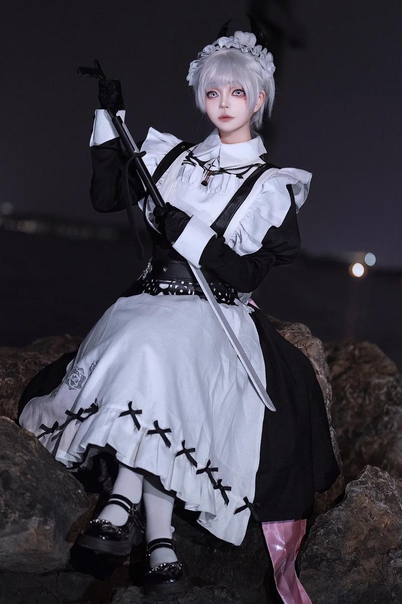 探索《请叫我coser4》：一款绅士游戏的深度分析与启示