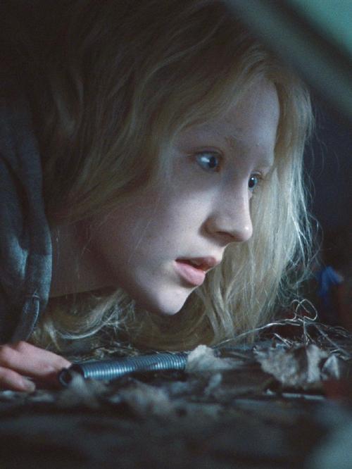 深度解析《汉娜的徒劳抵抗》：全面游戏攻略与实用建议