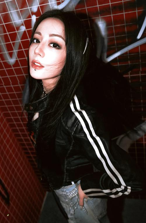 深入解析女牛仔咖啡馆游戏官网的魅力与潜力