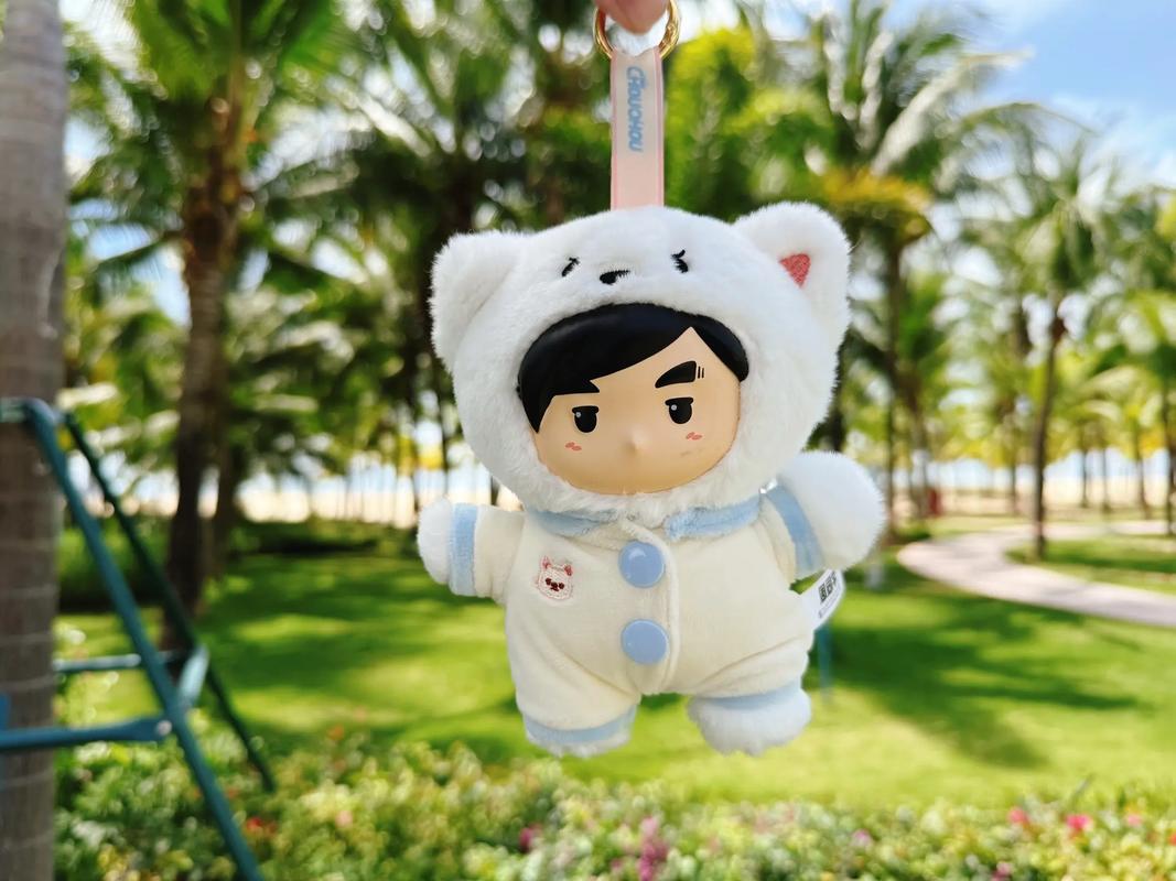 明星玩偶模拟器最新版本全面解析：游戏特性与发展趋势