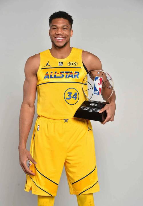 大学篮球巨星最新版本实用教程：轻松上手与技巧分享