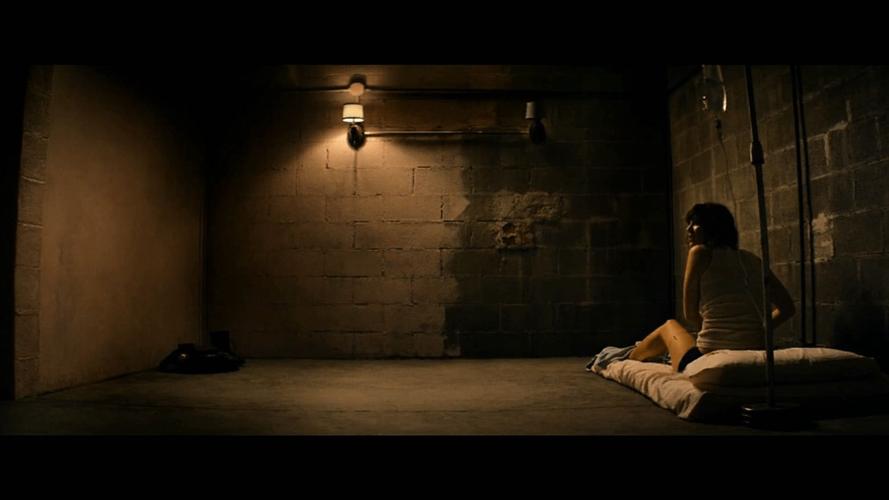 深度解析《母亲与地牢》的游戏机制与官网体验