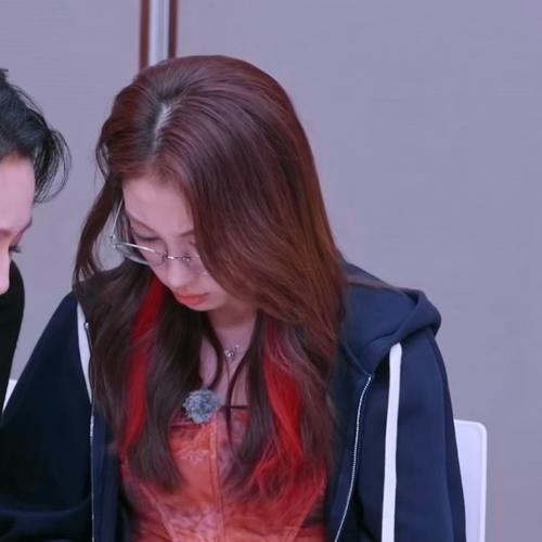 如何玩转“她是你的朋友吗”最新版本：详细教程与技巧