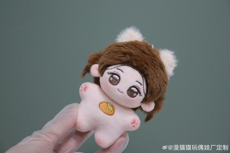 明星玩偶模拟器官方网站分析：用户体验与市场潜力