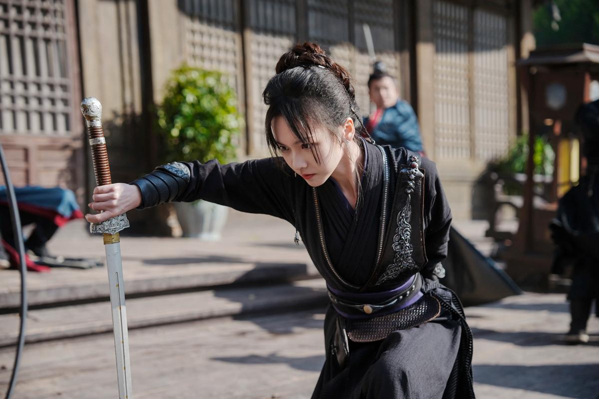 完蛋我被美女包围了版本大全：深度解析与实用建议