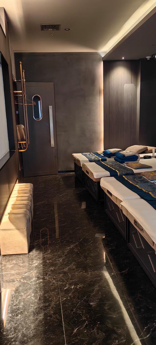 双人会所官方网站：探索新兴绅士游戏市场的潜力与机遇