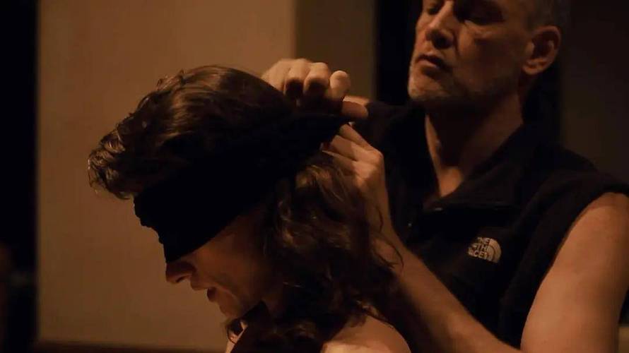 探索“痛苦的欲望”:安卓平台下的游戏深度分析