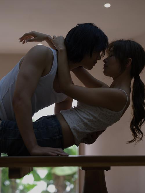 深度解析《爱与诱惑》第1季EP5：绅士游戏的魅力与发展