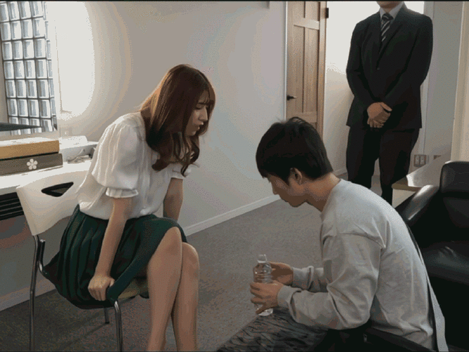 深度解析《我和美女有个约会杨过游戏》的魅力与玩法