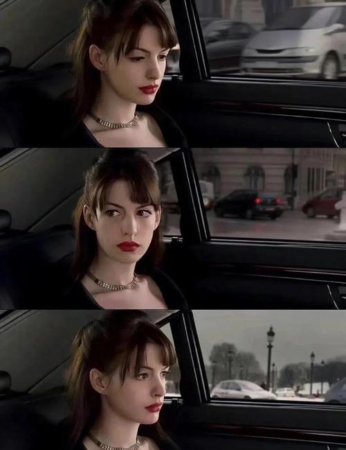 深入探讨《时尚女王莫妮卡第一季完结版本大全》的魅力与影响