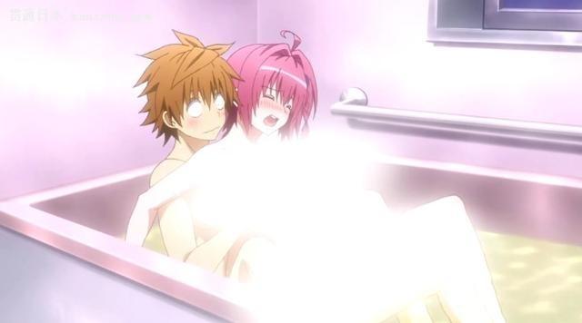 裸体学院：深度解析绅士游戏中的心理与文化现象