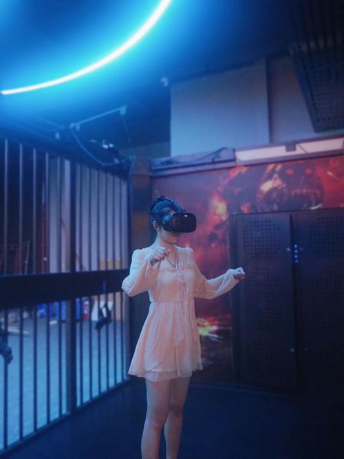 从虚拟约会中探寻现实社交：分析“我和美女有个约会绅士游戏”