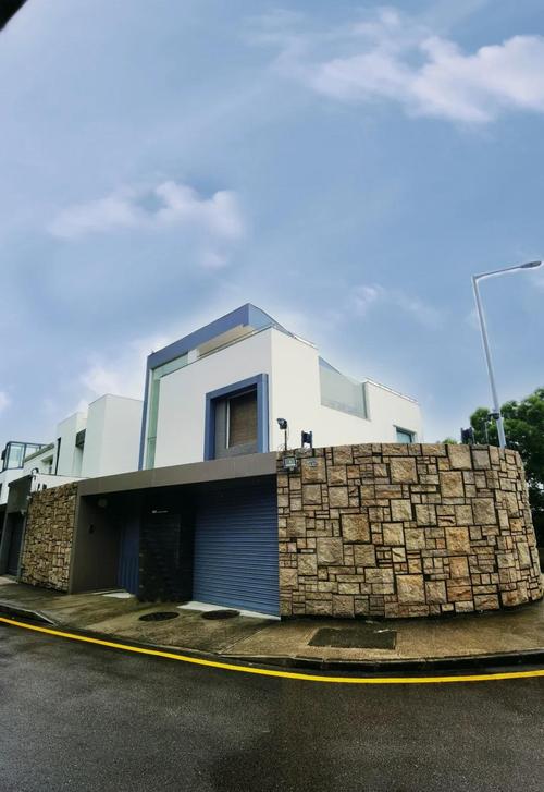 揭秘神秘别墅：下载地址与游戏体验的深度分析