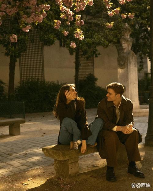 深度解析《再次回来V0.7杨过游戏》的魅力与潜力