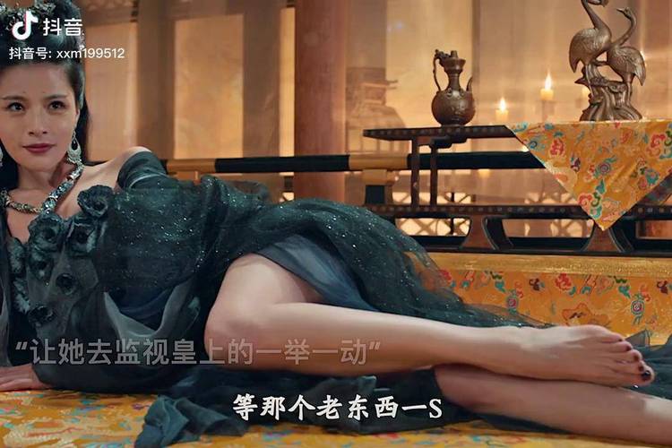 深入分析《妖女榨汁》汉化版的魅力与市场前景